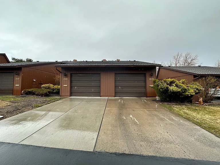 2031 Sunburst Way — Photo 17