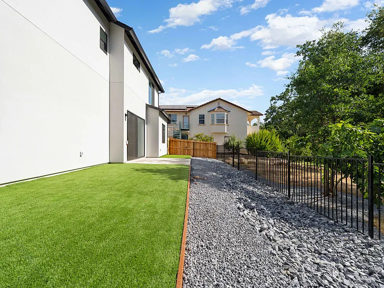 4755 Racetrack Rd — Photo 15