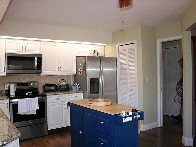 20919 Villareal Way — Photo 9