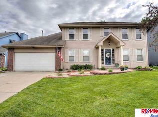 10555 Curtis Ave, Omaha, NE 68134