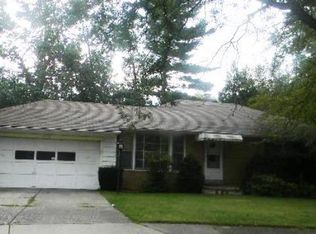 4414 Angela Dr, South Euclid, OH