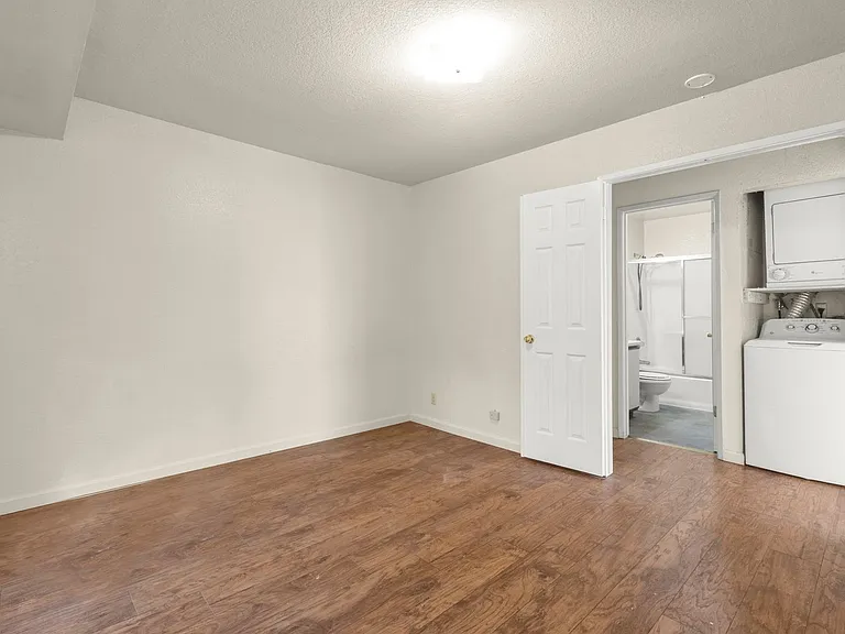 Redwood Creek Villas — Photo 3