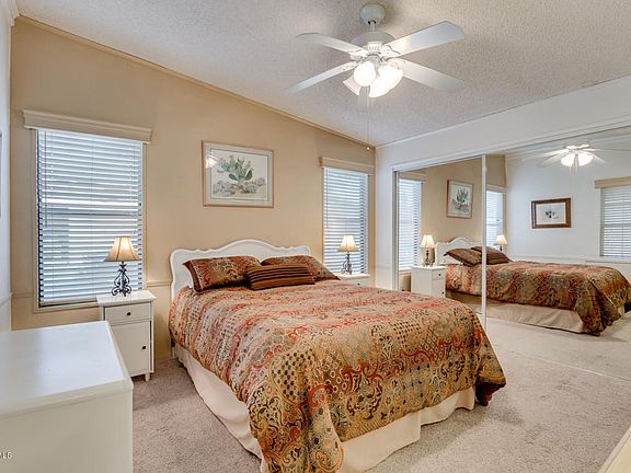 4th image of 6202 S Sawgrass Dr