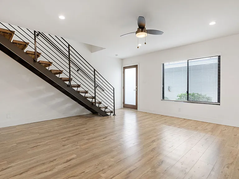 20700 Anza Ave — Photo 10