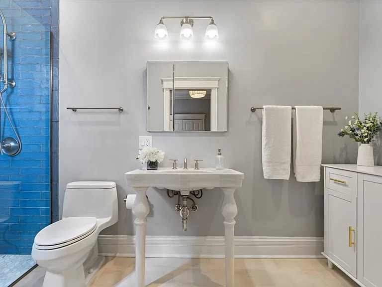 841 W Wellington Ave #3 — Photo 14