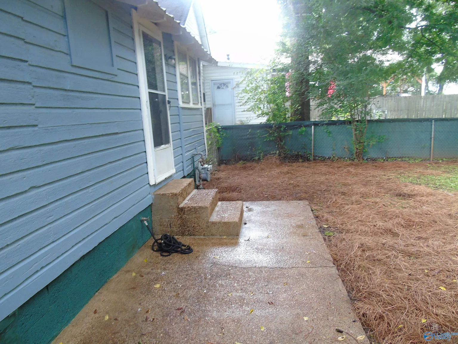 2 bed, 1.0 bath, 1060 sqft, $1,250 — Photo 3