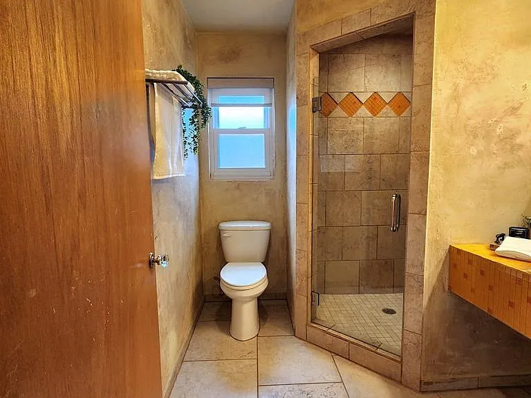 2305 Country Club Dr — Photo 26