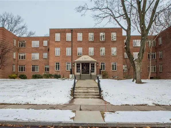 20 Outlook Avenue #106, West Hartford, CT 06119