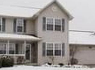 3035 Meadowcroft Ln, Kalamazoo, MI 49004