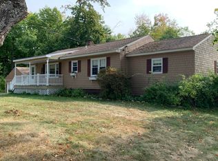 27 Farrington Rd, Gorham, ME 04038