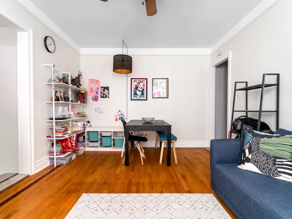 750 Riverside Drive image 3 of 10