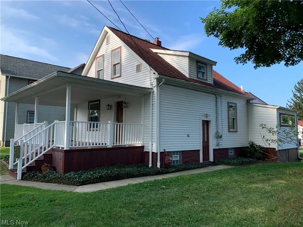 109 S Middle St, Columbiana, OH 44408
