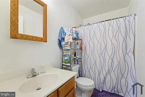 7206 Rutherford Green Cir — Photo 32
