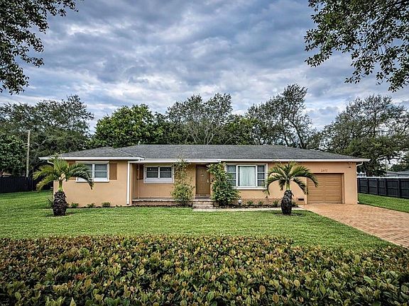 2nd image of 2970 Griffin Rd