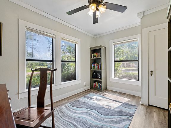 5th image of 555 Hopewell Road