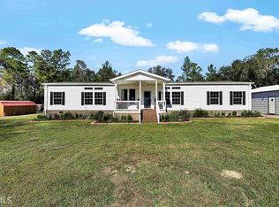 825 Dogwood Ct, Pembroke, GA 31321