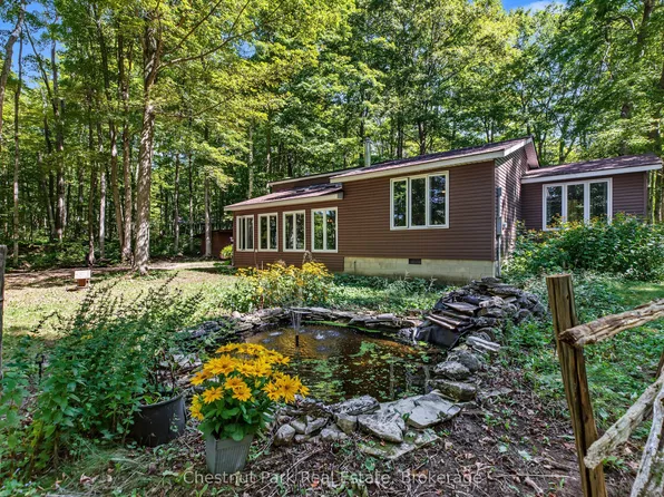 225 Tammys Cove Rd, Northern Bruce Peninsula, ON N0H 1W0