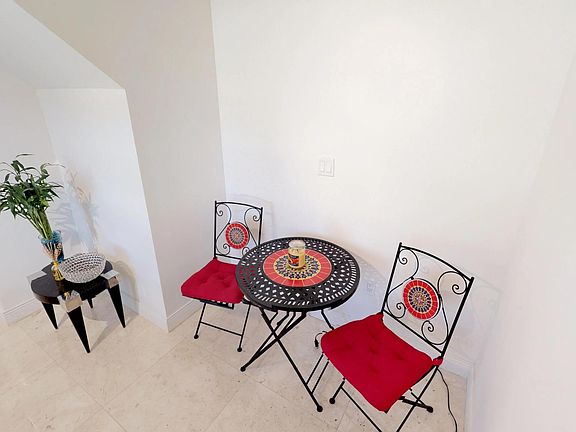 2nd image of 701 NE 164th St #B