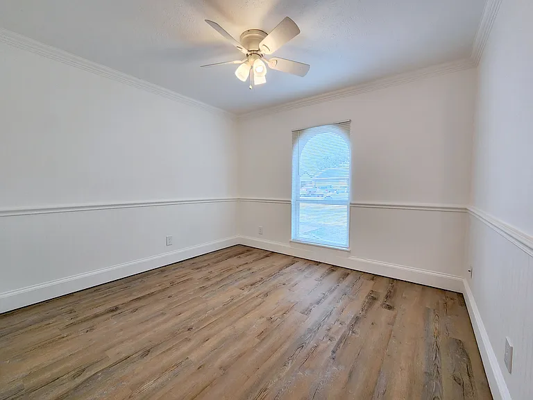 5541 Ragan Dr — Photo 12