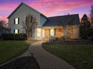 3216 Dorset Ct, Bloomington, IL