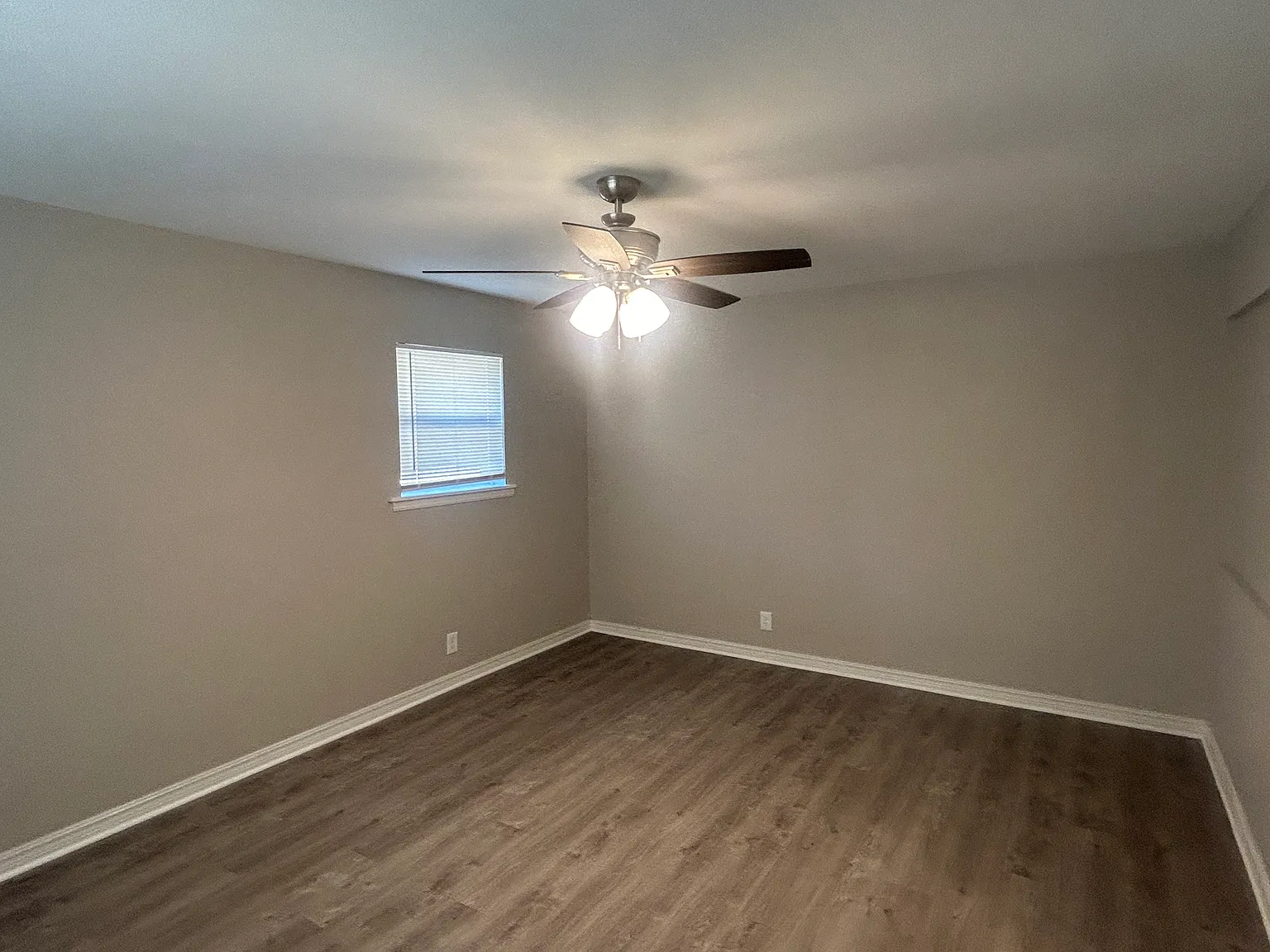 8232 East 38th St. Tulsa OK 74145 — Photo 2