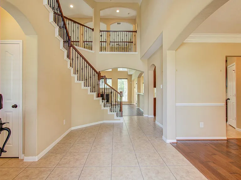 21331 Parham Cir — Photo 7