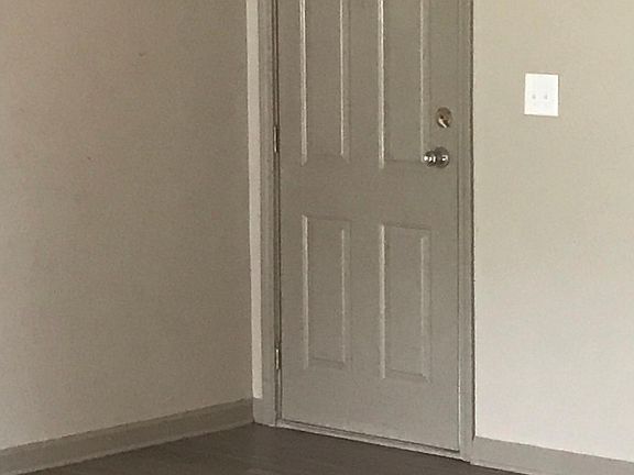3rd image of 2521 Three Towers Rd