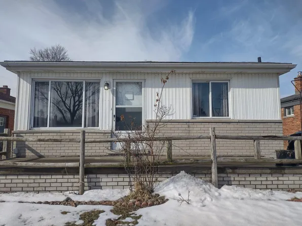 5136 Cornell St, Dearborn Heights, MI 48125