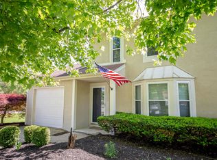 7582 Gordon Cir, Columbus, OH 43235