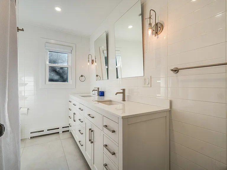 349 Hollywood Ave — Photo 5
