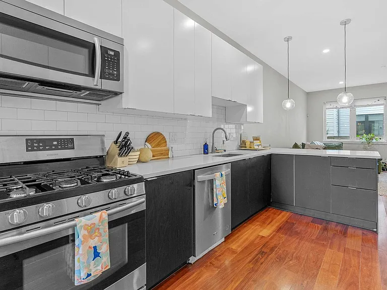 1838 Frankford Ave #1 — Photo 1