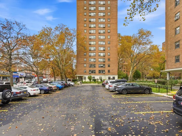 21-85 34th Avenue image 16 of 18