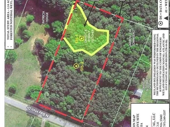 1 N Bay Haven Rd, Gwynn, VA 23066