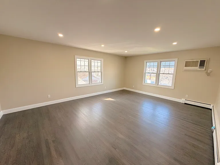 356 Westminster Pl #2 — Photo 3