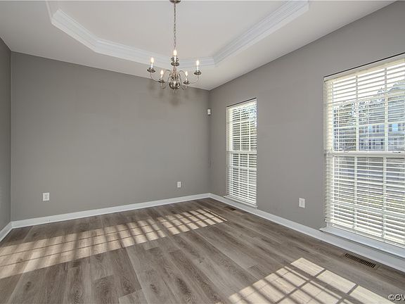 2nd image of 120 Hawk Nest Ct