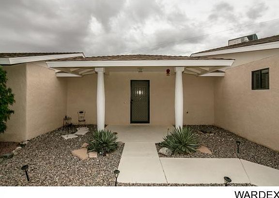 3rd image of 221 Buckboard Ct