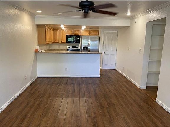 3rd image of 12440 N 20th St APT 111