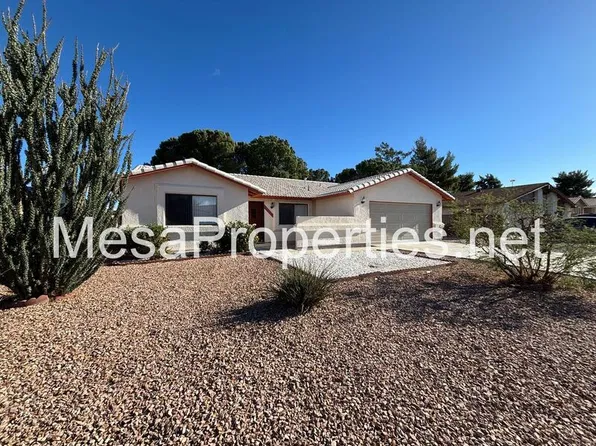 13520 Oakmont Dr, Victorville, CA 92395