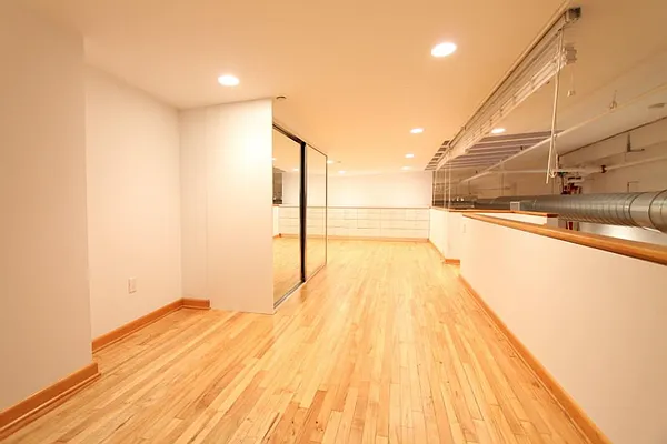 Rented by Level Group | media 8