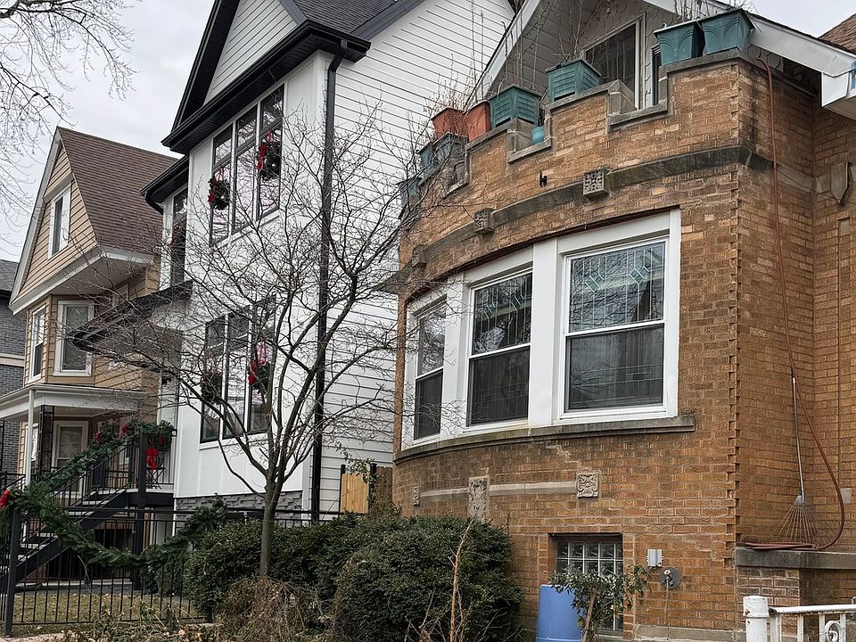 2nd image of 3942 N Bell Ave