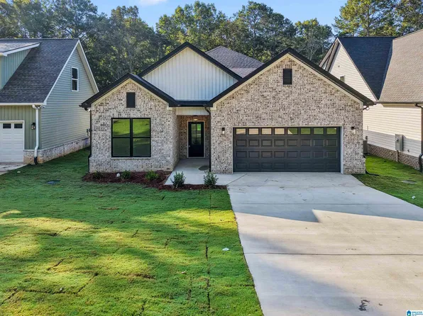 421 Alabama Blvd, Trussville, AL 35173