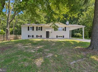 2164 Bonnie Ln, Waldorf, MD