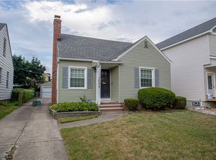 3689 Pennington Rd, Shaker Heights, OH 44120