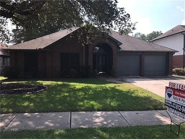 1st image of 7326 Oak Walk Dr