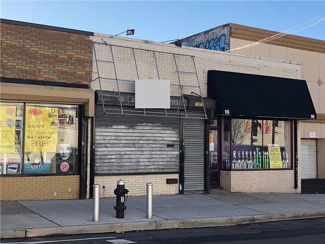1st image of 16 Barrett Ave