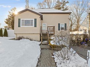 120 Topland Rd, Mahopac, NY 10541