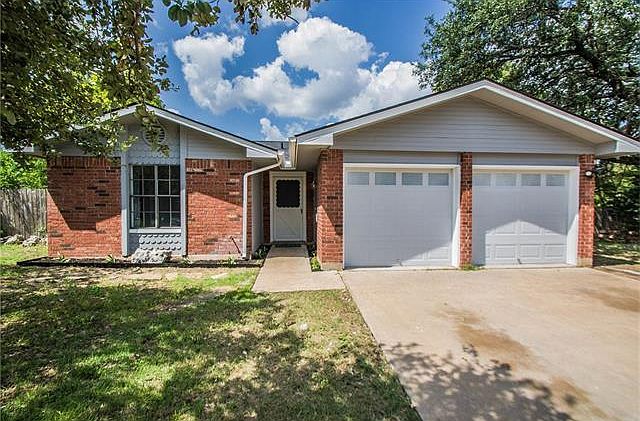 1st image of 205 S Mount Rushmore Dr