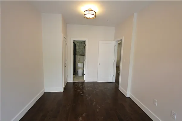 Rented by TheRealEstateCompany.com LLC | media 4
