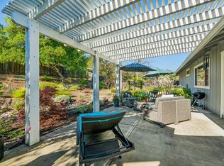 7284 Oakmont Drive, Santa Rosa, CA 95409
