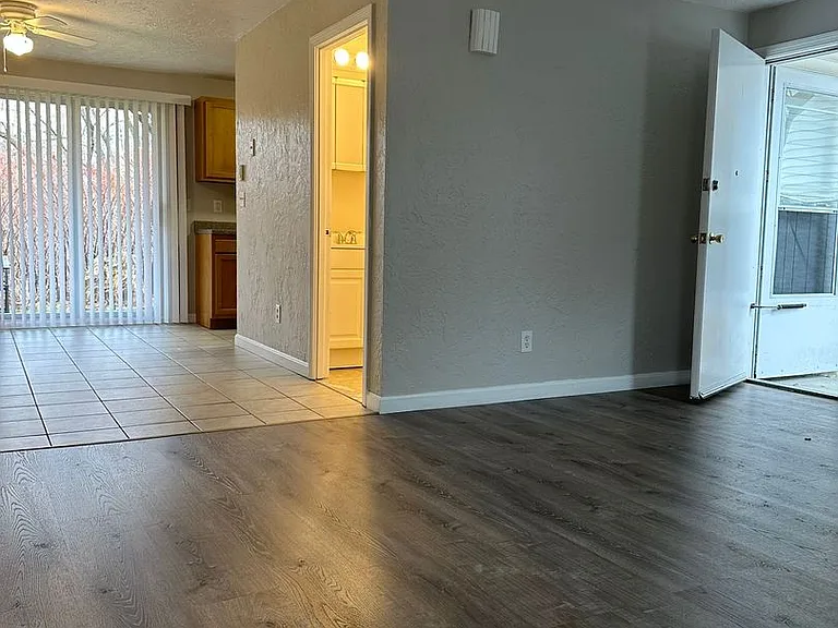 1 Vista Lane — Photo 2
